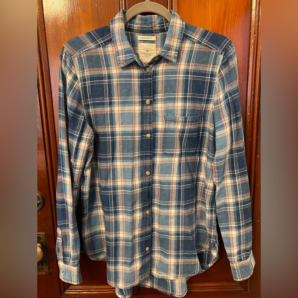 American Eagle Plaid Button Down Shirt - Women’s Size M Boyfriend Fit